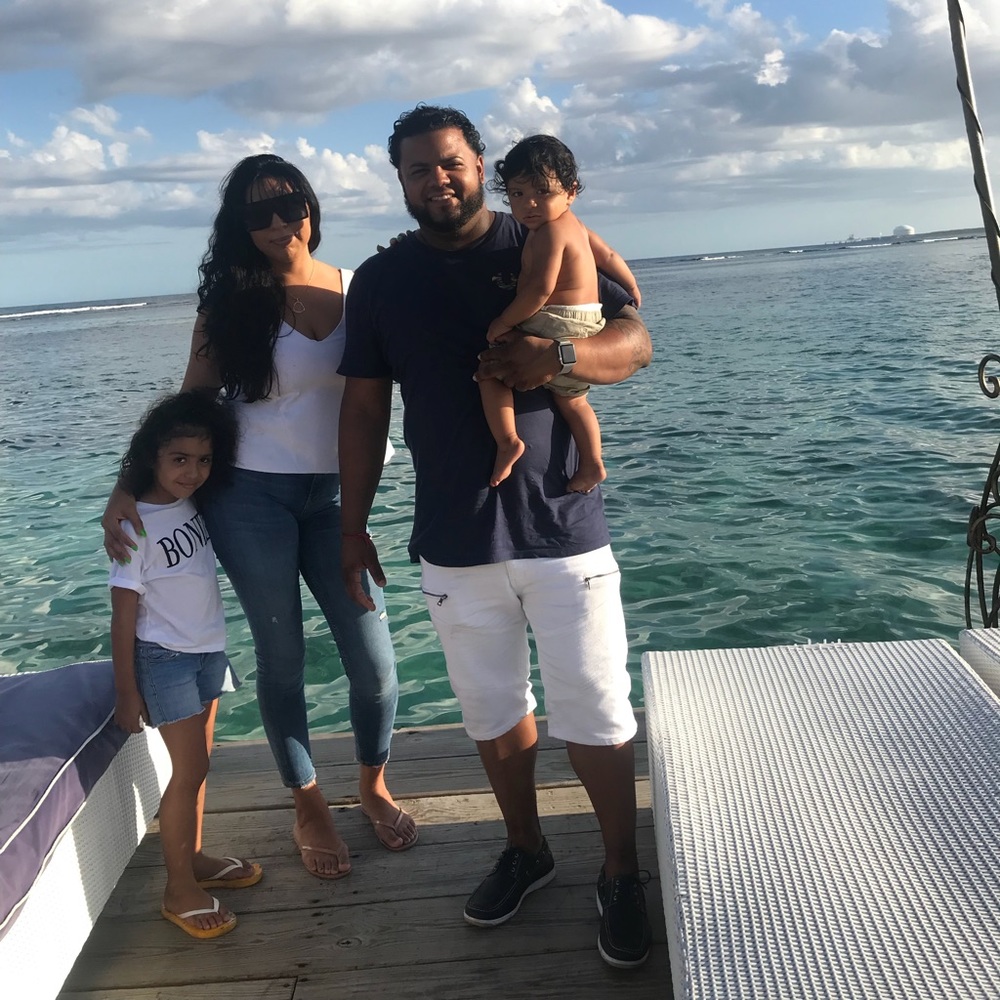 Meet your Posher, Novaa